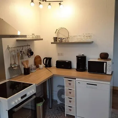 Aux Gites De Roucayrols 4 Plus 2 Enfants * Pampelonne